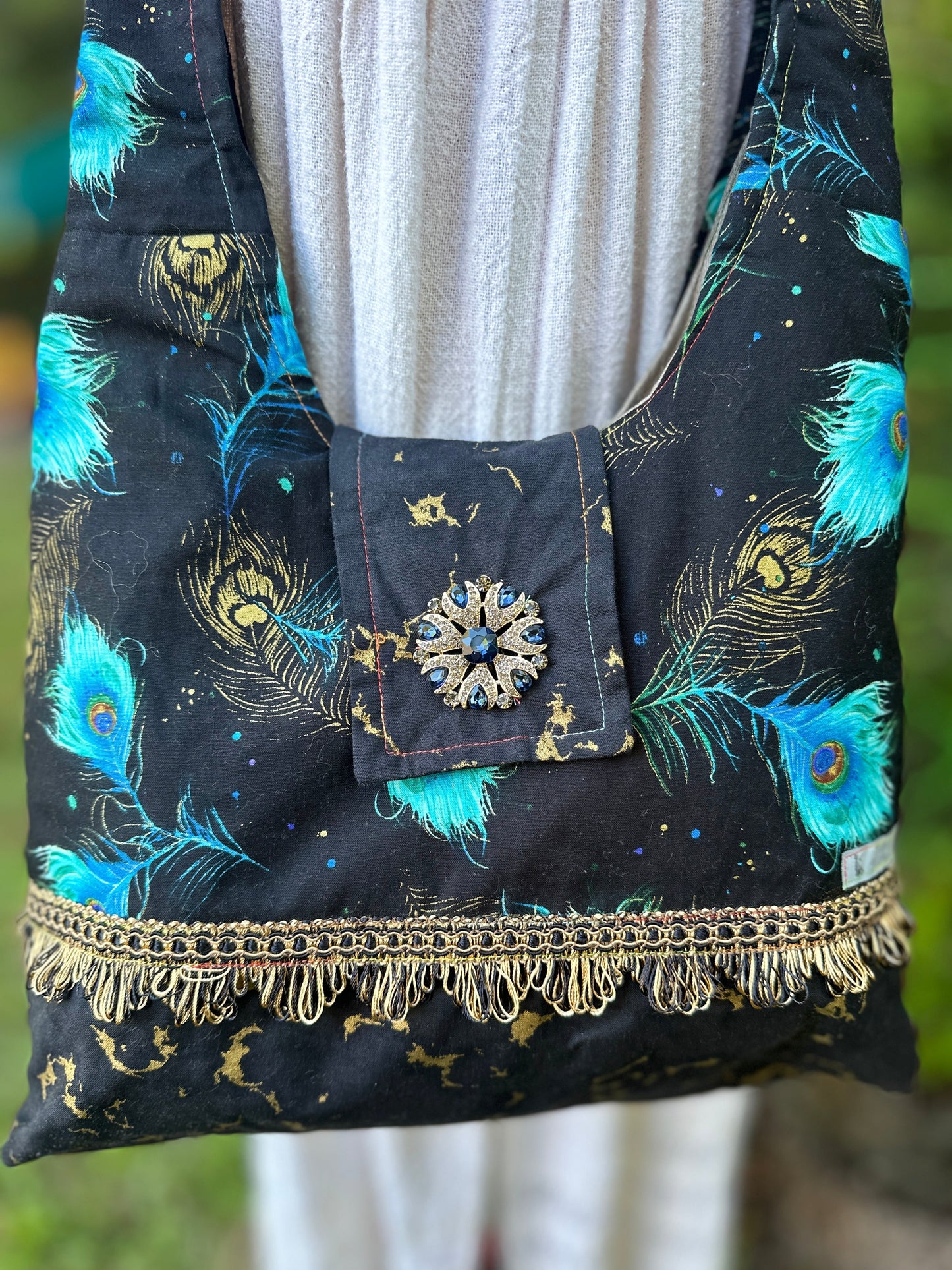 Crossbody bag 🦚