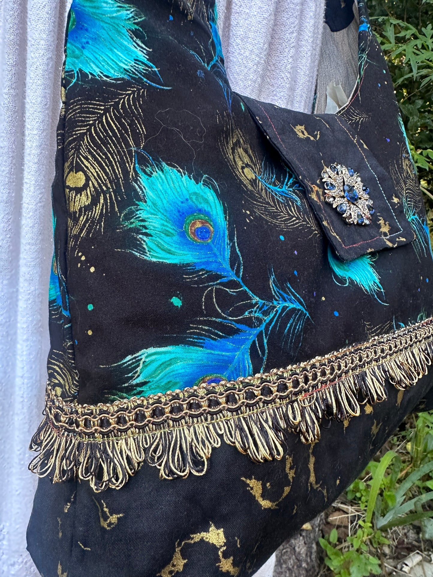 Crossbody bag 🦚
